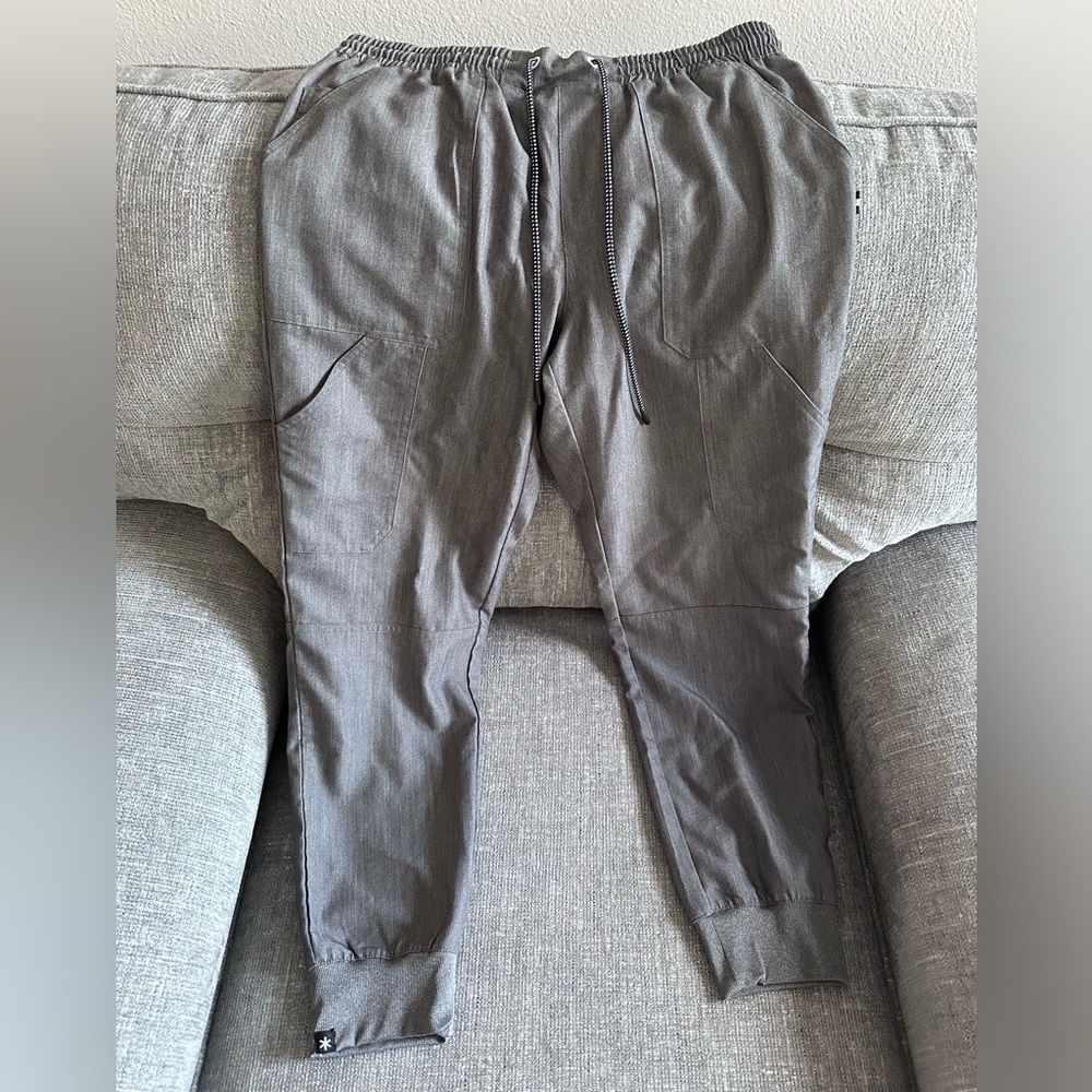 Scrub pants